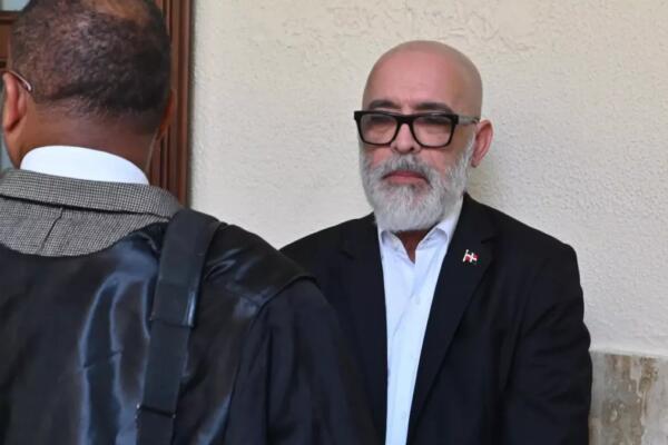 A su salida criticó su arresto. Foto: Fuente externa 