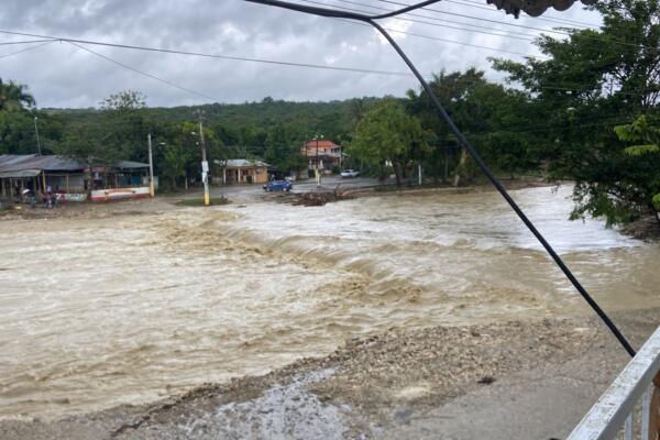 Lluvias aumentan caudales y ponen en vigilancia Puerto Plata.
