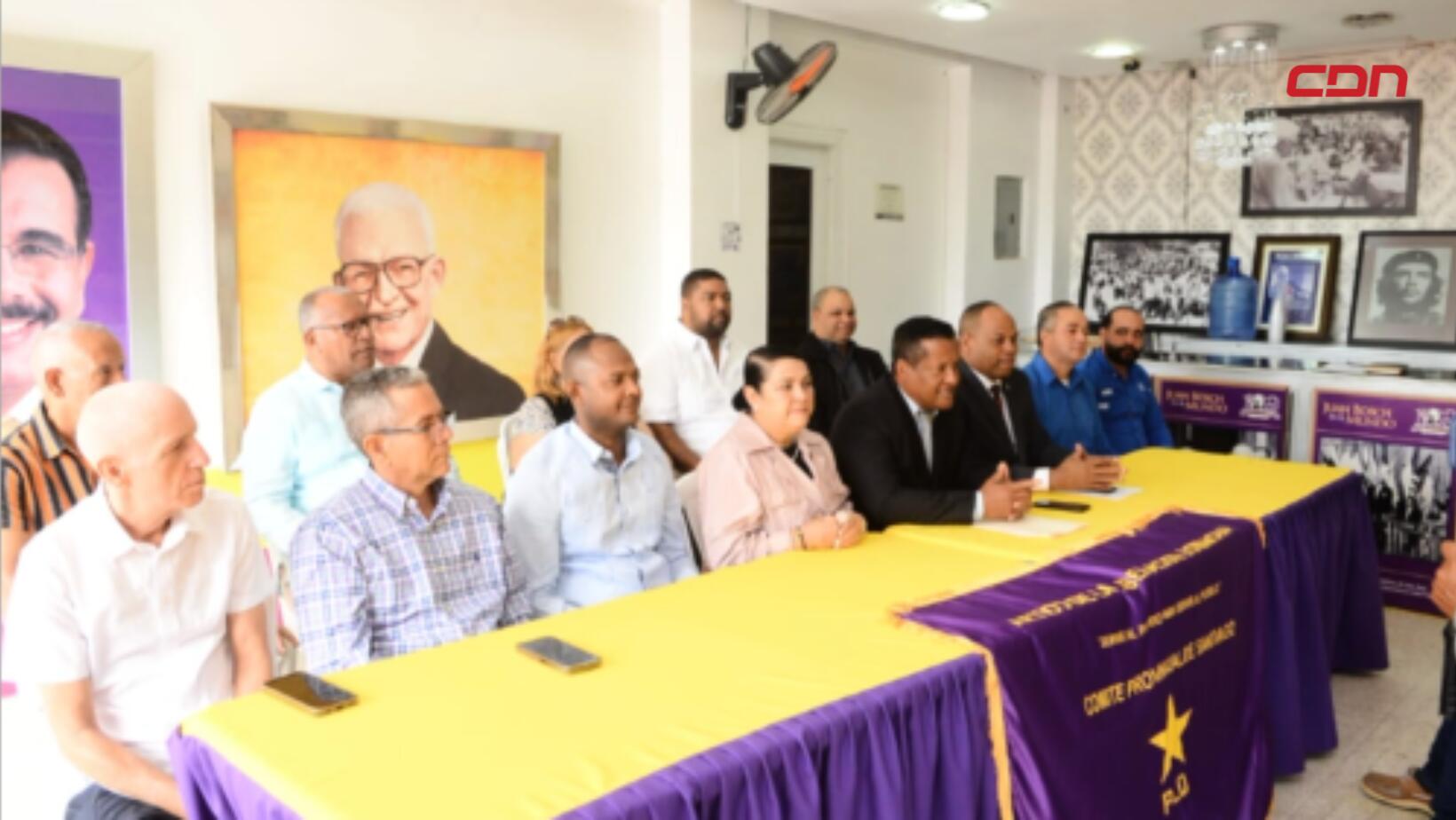 Danilo Medina regresa a Santiago