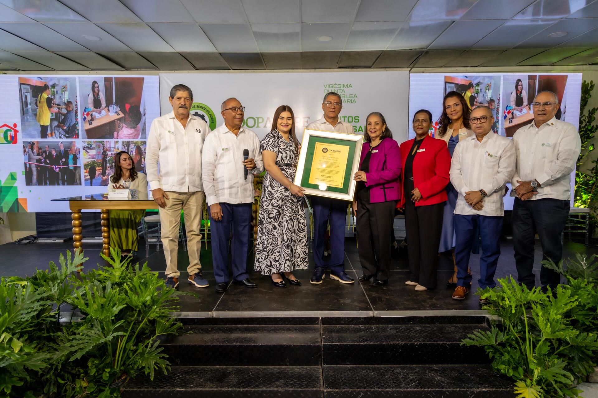 Directivos de Coopadepe reconocen a la Casa Comunitaria de Justicia
