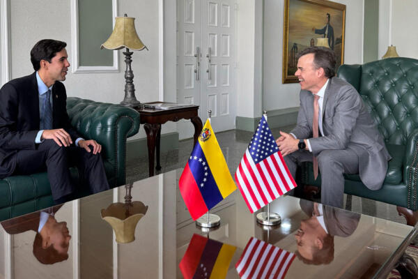 Llega a Venezuela el nuevo jefe de misión diplomática de EE. UU.