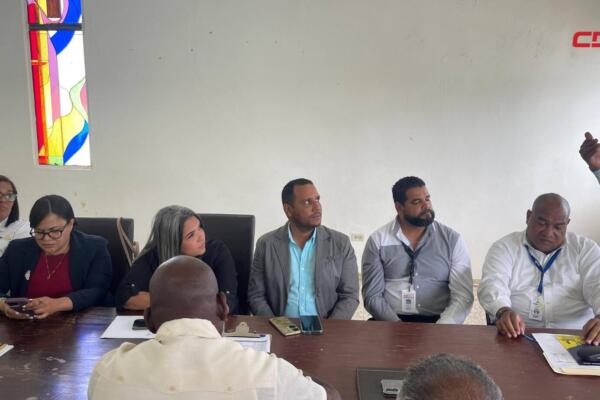 Reducción de cortes y nuevos proyectos eléctricos en Monte Plata.
