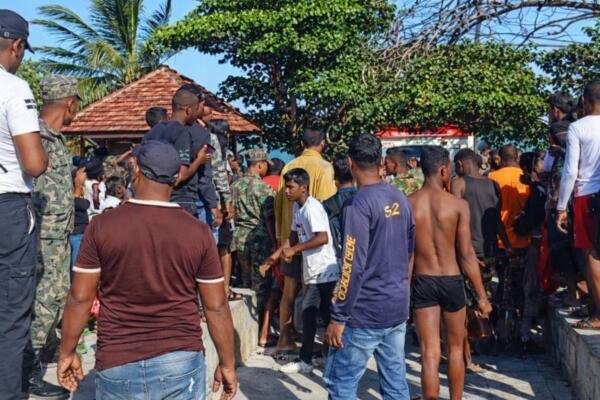 Hombre de 56 años fallece mientras se bañaba en playa Casita Blanca, en Barahona