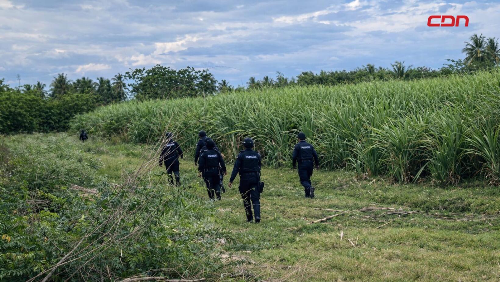 Hombres se hacen pasar por agentes