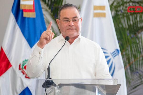 Francisco Oliverio Espaillat, ministro de Agricultura. Foto: Fuente Externa.