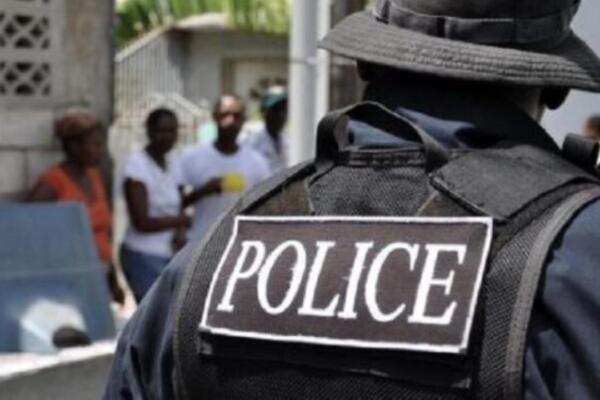 La policía de Trinidad y Tobago investiga el hallazgo de 56 cadáveres, 50 niños y seis adultos en un cementerio de Cumuto.