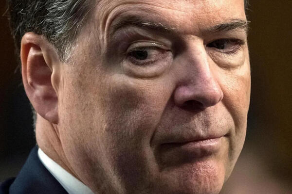 James Comey,  exdirector del FBI.