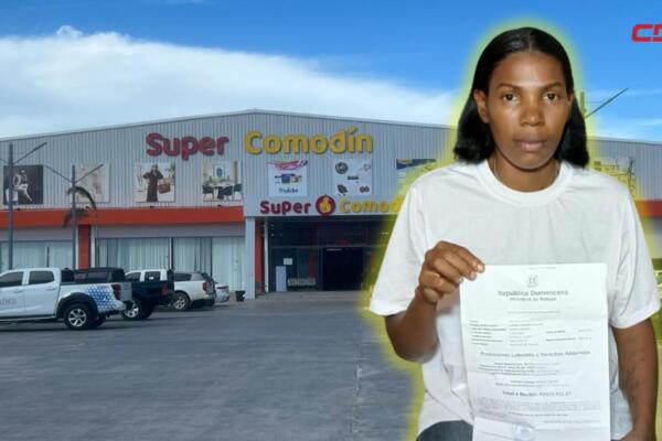 Lorenza Aquino, joven desempleada tras ser despedida de manera arbitraria de una tienda china. 