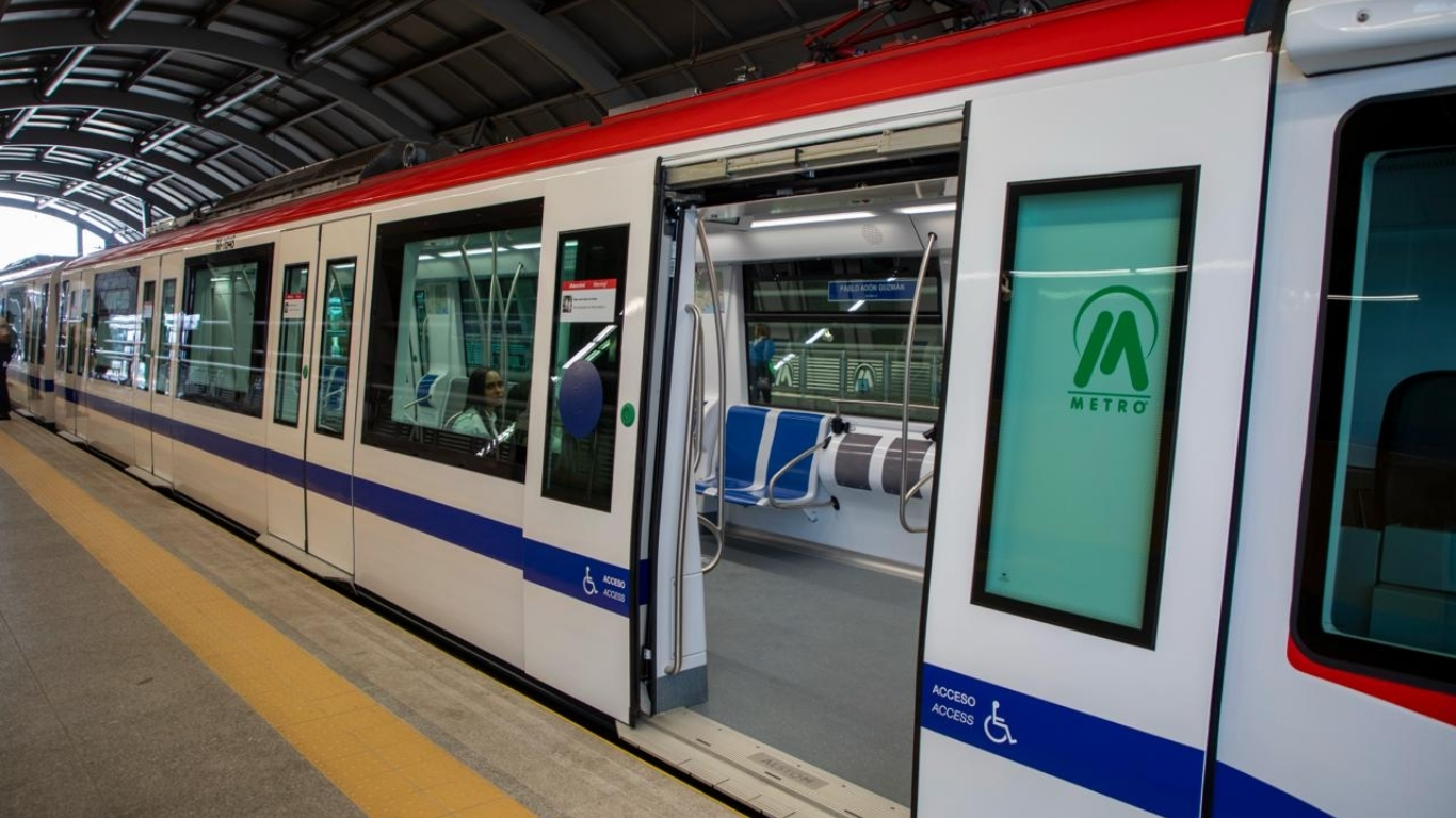 La Línea 2C del Metro de Santo Domingo, conocida como el Metro de Los Alcarrizos no funciona de "manera normal" dicen usuarios.