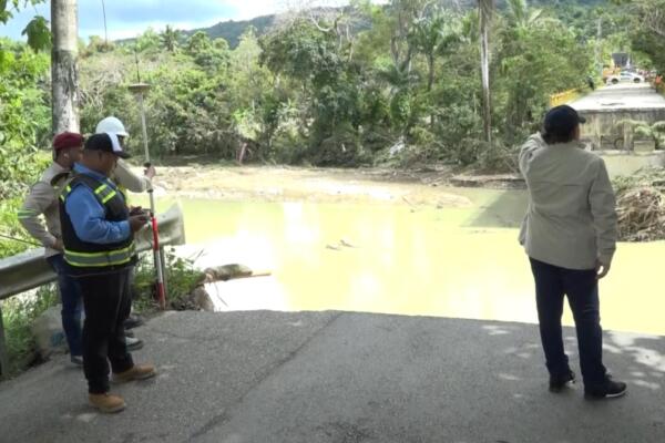 Presidente continúa con visitas a sectores para supervisar daños por las lluvias