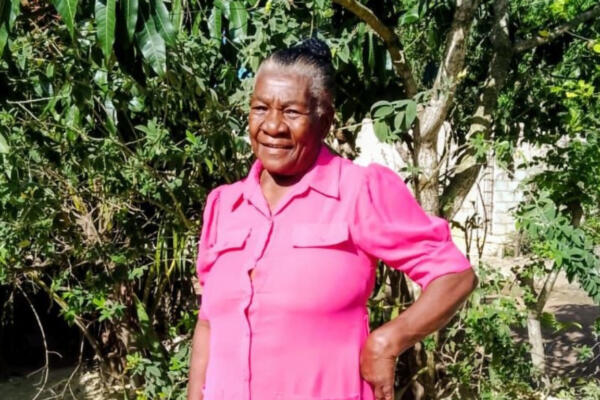 La señora Altagracia Guzmán.