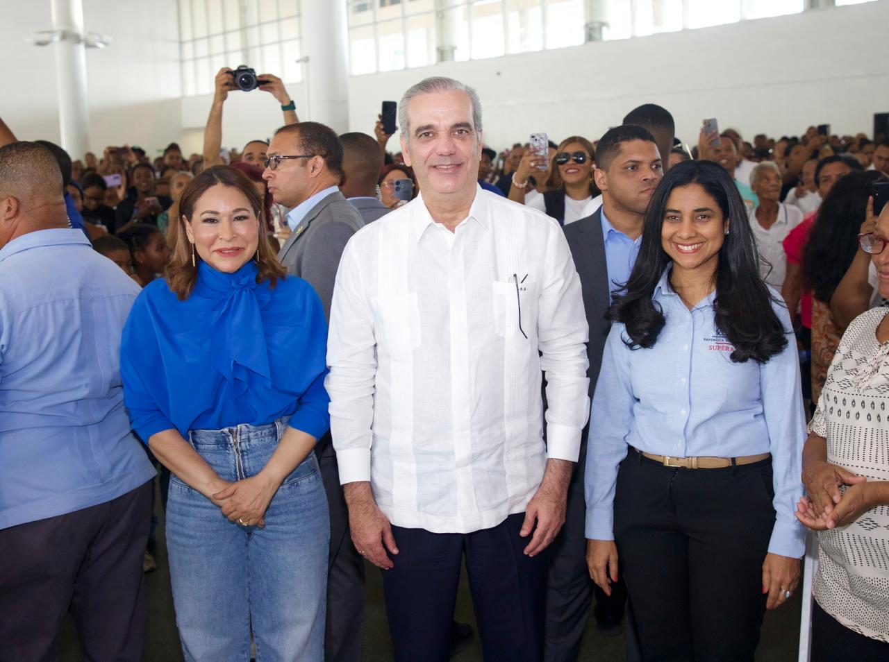 Presidente Abinader refuerza compromiso con beneficiarios de Supérate y destaca impacto social en más de 1.4 millones de hogares