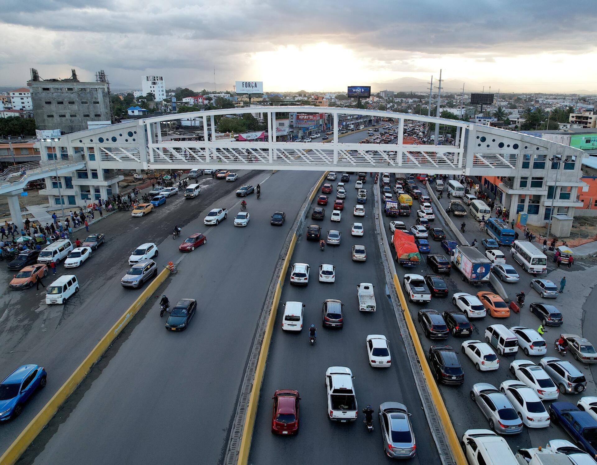Puente peatonal.jpg