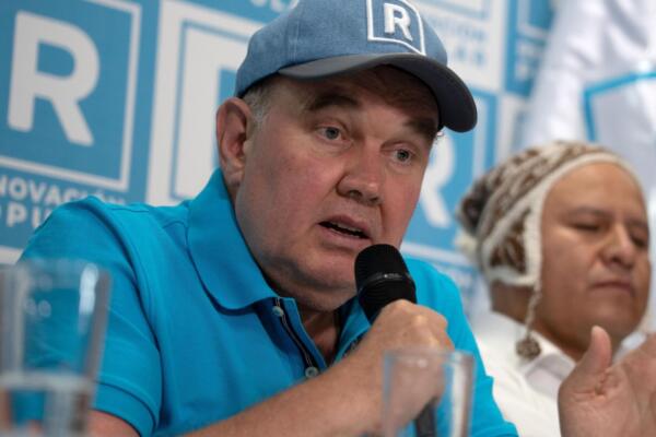 Rafael López Aliaga, candidato ultraconservador.