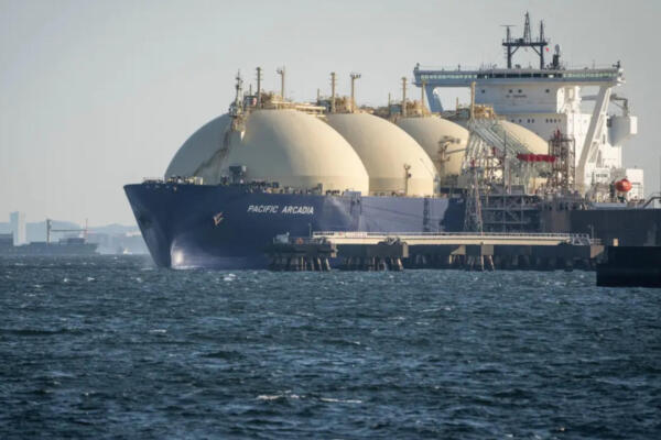 Reportan el secuestro de un buque petrolero frente a las costas de Somalia
