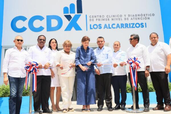Vicepresidenta Raquel Peña encabeza entrega de centro diagnóstico en Los Alcarrizos