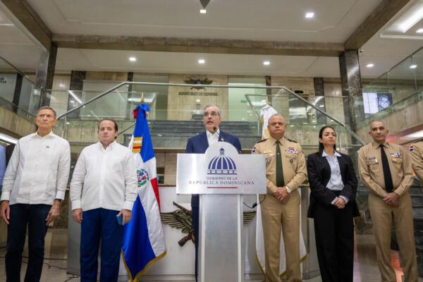 Dijo que en las conversaciones se socializaran planes y medidas diseñadas por el gobierno, con miras a mantener las estimaciones de crecimiento económico y mitigar el impacto negativo sobre las familias dominicanas de una crisis global, que se desconoce cuándo terminará.