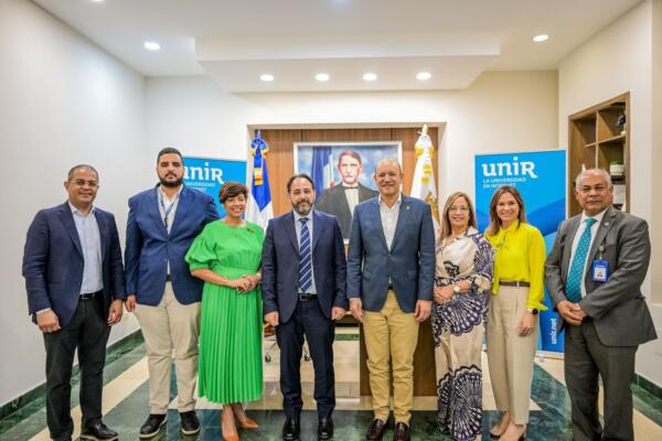 La iniciativa forma parte de la estrategia de la gestión municipal. En ese sentido, esta se orienta a elevar la calidad del servicio público. Para ello, impulsa la capacitación continua de su capital humano.