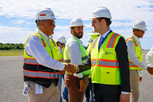 El proyecto contempla labores de fresado y pavimentación, actualización de diseños “as built” y estrictos controles de calidad. 