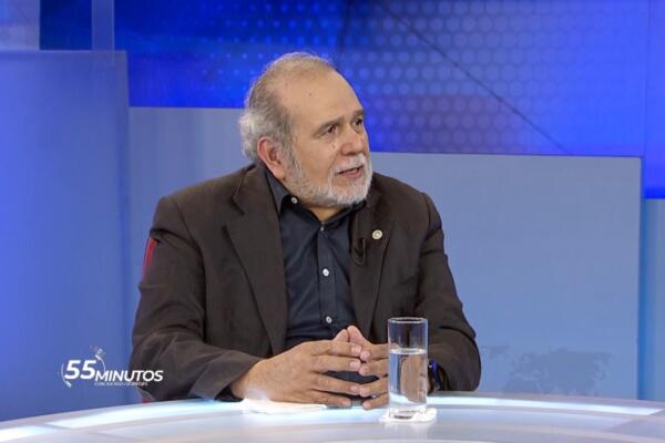 Explicó que este proceso ha provocado la salida de residentes tradicionales, reduciendo significativamente la población y convirtiendo el área en lo que describió como un “parque temático”.