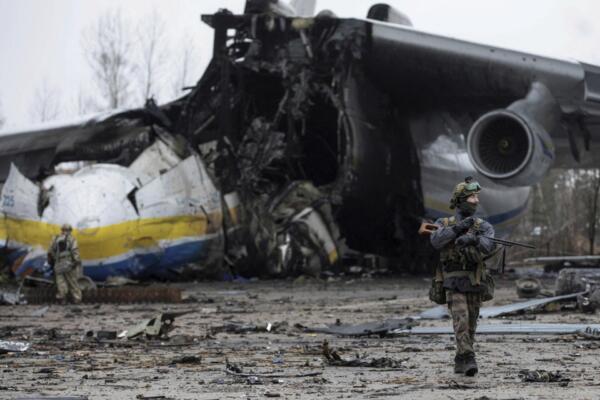Avión militar ruso se estrella en Crimea y deja 29 muertos