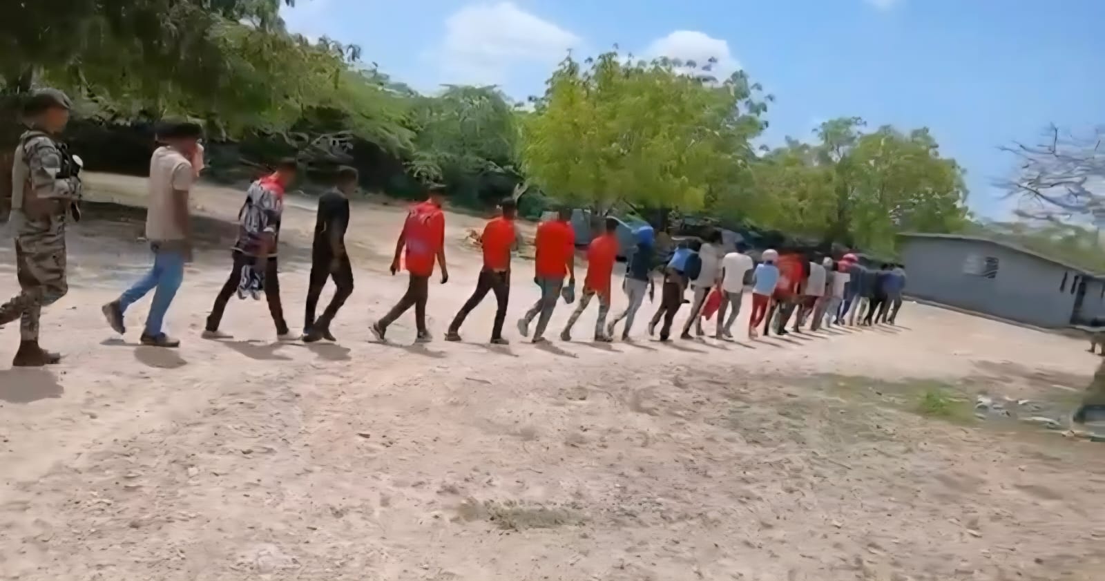 haitianos en condición migratoria irregular.