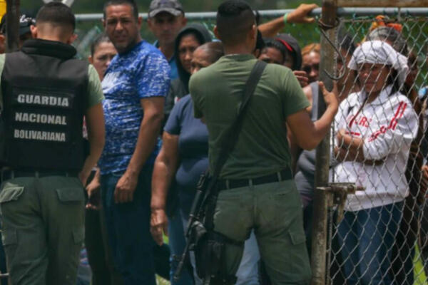 Motín en cárcel venezolana deja cinco muertos