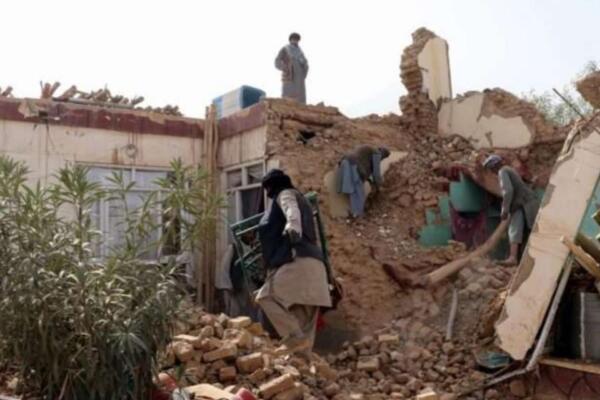 Doce muertos en un terremoto en Afganistán