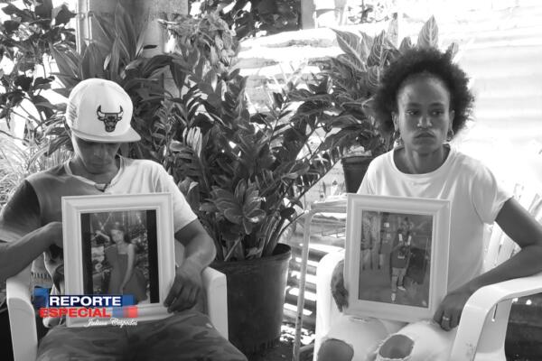 Familia responsabiliza a propietario de casa de un incendio mortal que cobró la vida de dos adolescentes en Baní