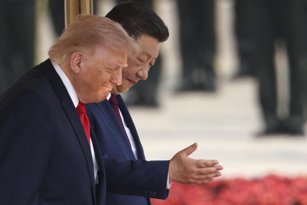 Archivo - PEKÍN (China), 14/05/2026.- El presidente chino, Xi Jinping, y el presidente estadounidense, Donald Trump, en una ceremonia en el Gran Salón del Pueblo para dar la bienvenida al mandatario norteamericano. EFE/EPA/Maxim Shemetov / POOL