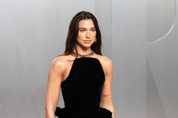 Dua Lipa en la fiesta de los Oscar de Vanity Fair 2026 / EFE