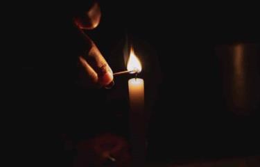 Comunitarios de Maricao, kilómetro 20, denuncian apagones de hasta cuatro días y exigen respuesta de Edeeste