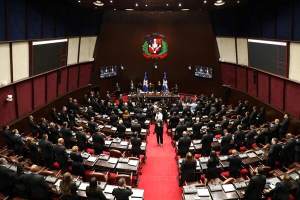 Diputados dejan para la próxima semana discusión de segunda lectura de reforma al Código Laboral
