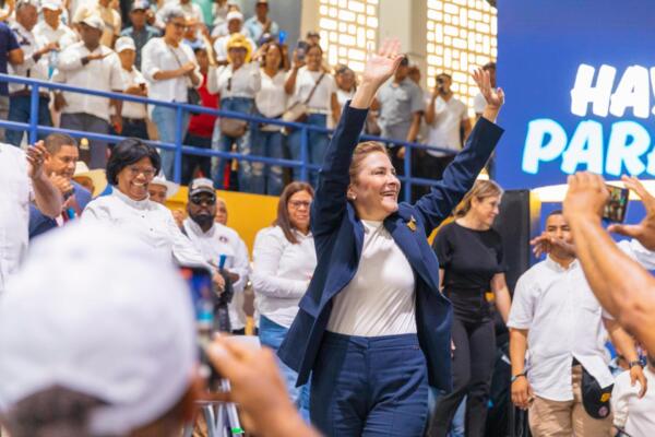 Mejía defendió el crecimiento territorial del PRM, remarcó la continuidad del proyecto de Gobierno y citó su gestión en el Distrito Nacional como ejemplo de transformaciones