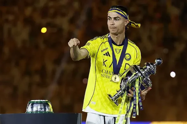 Cristiano Ronaldo celebra