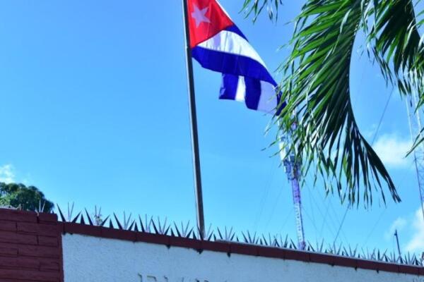 Embajada de Cuba en República Dominicana rechaza acusación de EE. UU. contra Raúl Castro