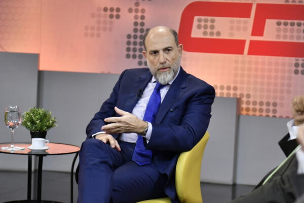 José Luis de Ramón, economista en Despierta con CDN / foto: Félix de la Cruz.