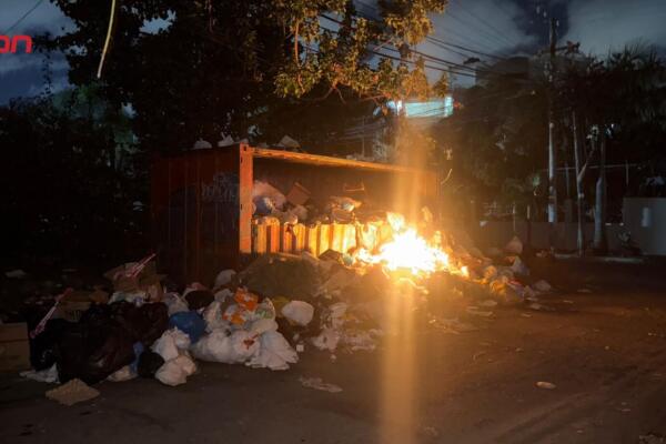 Acumulación de basura en Invivienda: vecinos exigen solución.
