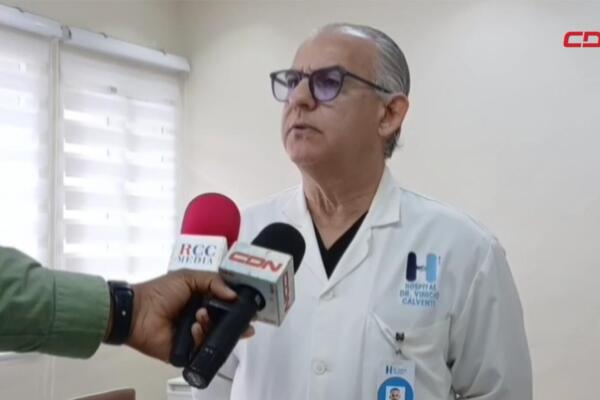 Los padres del adolescente impiden la toma de imágenes y no brindan declaraciones, mientras el centro hospitalario coordina la intervención quirúrgica.