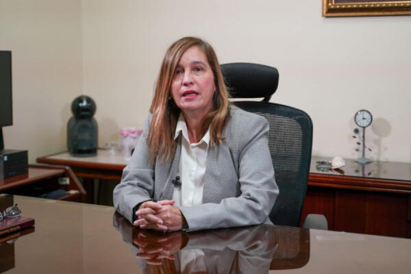  Isis Muñiz, jueza. 