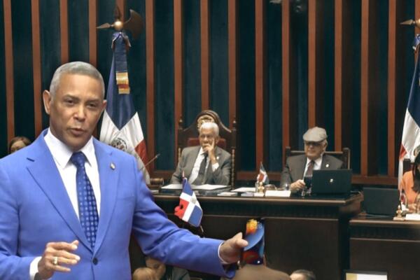 Senadores del PRM se quejan de que funcionarios del Gobierno “no les toman las llamadas”