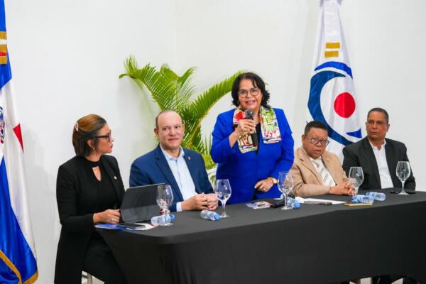 La CCRD impulsa la transparencia municipal a través del SICEEP en la región del Cibao. Foto: Fuente externa 