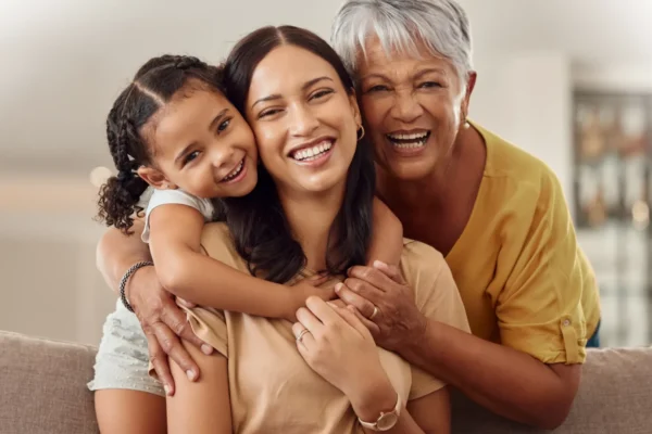 Madre: el primer abrazo de la vida y el amor que nunca se apaga