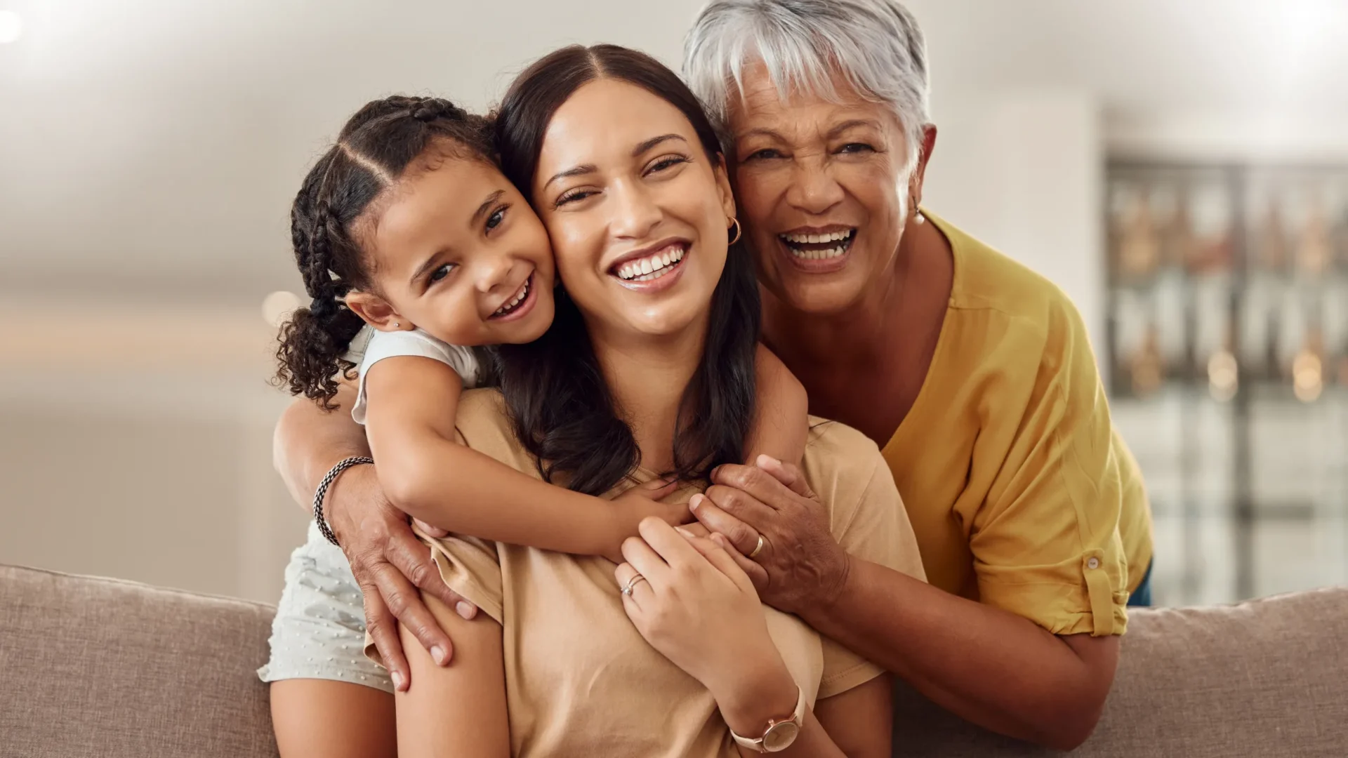 Madre: el primer abrazo de la vida y el amor que nunca se apaga