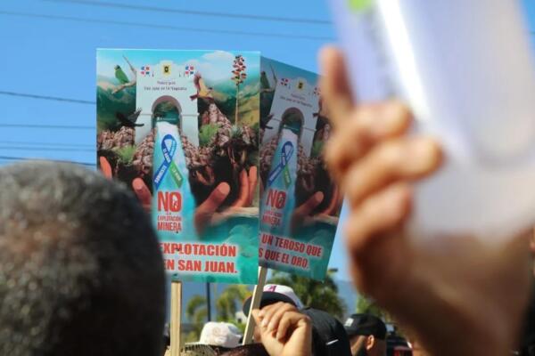 Cientos de sanjuaneros se empiezan a congregar para marchar contra proyecto minero
