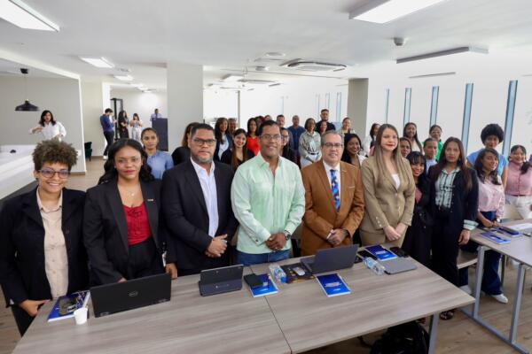 OGTIC capacita a periodistas y comunicadores en el uso estratégico de Inteligencia Artificial. Foto: Fuente externa 