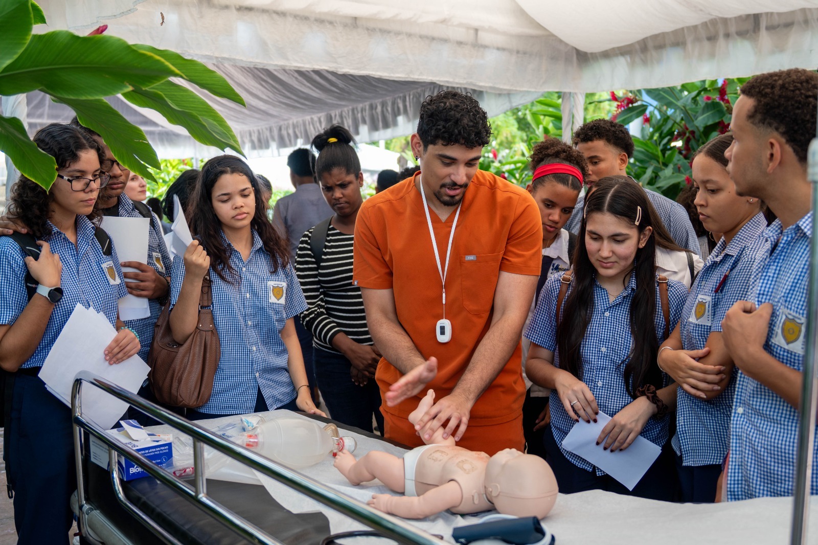 O&Med impulsa experiencia académica de verano para aspirantes a medicina
