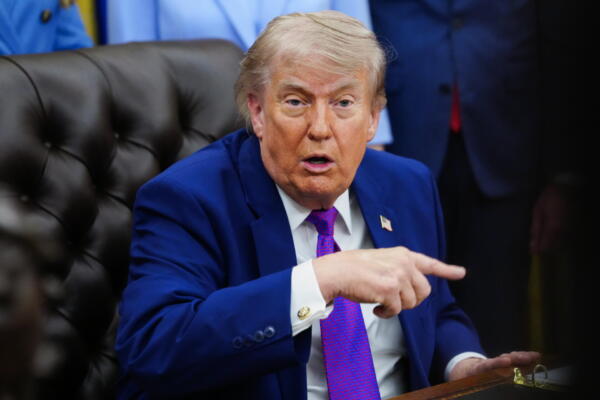 Fotografía de archivo del presidente estadounidense, Donald Trump. EFE/Aaron Schwartz