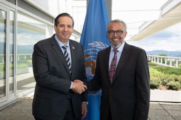 Tedros Adhanom Ghebreyesus, irector General de la Organización Mundial de la Salud y Víctor Atallah, ministro de Salud Pública. 
