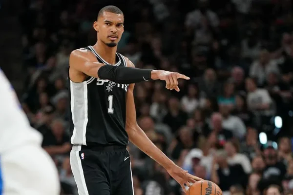Víctor Wembanyama clave para San Antonio frente a Oklahoma en el juego 6 de la final de la conferenica del oeste de la NBA